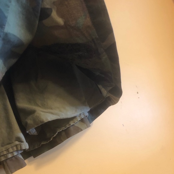 4/$10 Place est1989 Camo Skirt - Picture 4 of 5